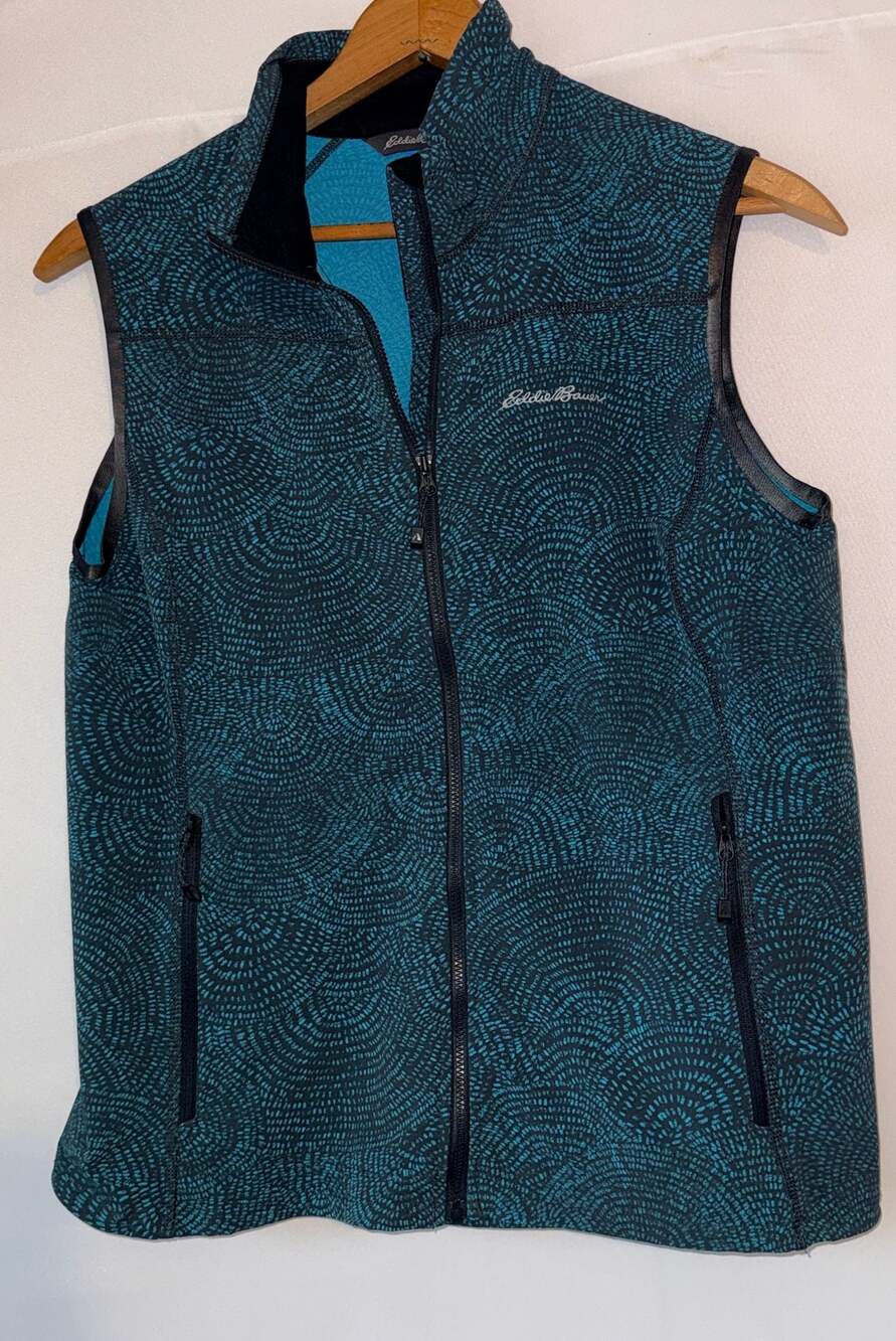 Eddie Bauer First Ascent Women's L Teal Patterned Lightweight Full Zip Vest